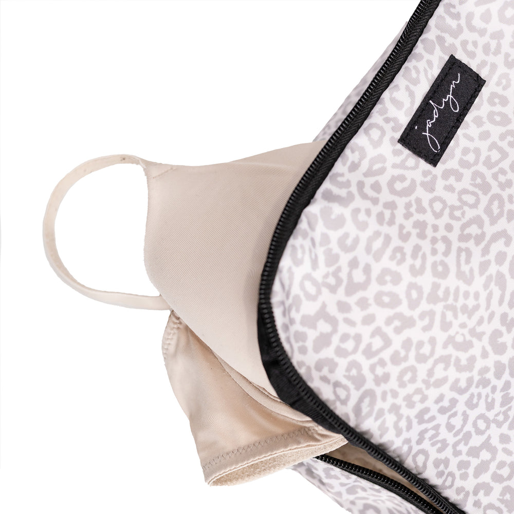 
                  
                    Packing Cubes - Desert Leopard
                  
                