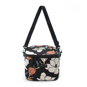 
                  
                    lunch box magnolia black front strap view everyday insulated
                  
                