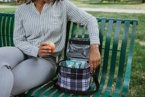 
                  
                    lunch box plaid lifestyle view everyday insulated
                  
                